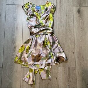 Simply Vera Wang Iris Print Orchard Rain Sleeveless Blouse SilkySatin Coquette 6